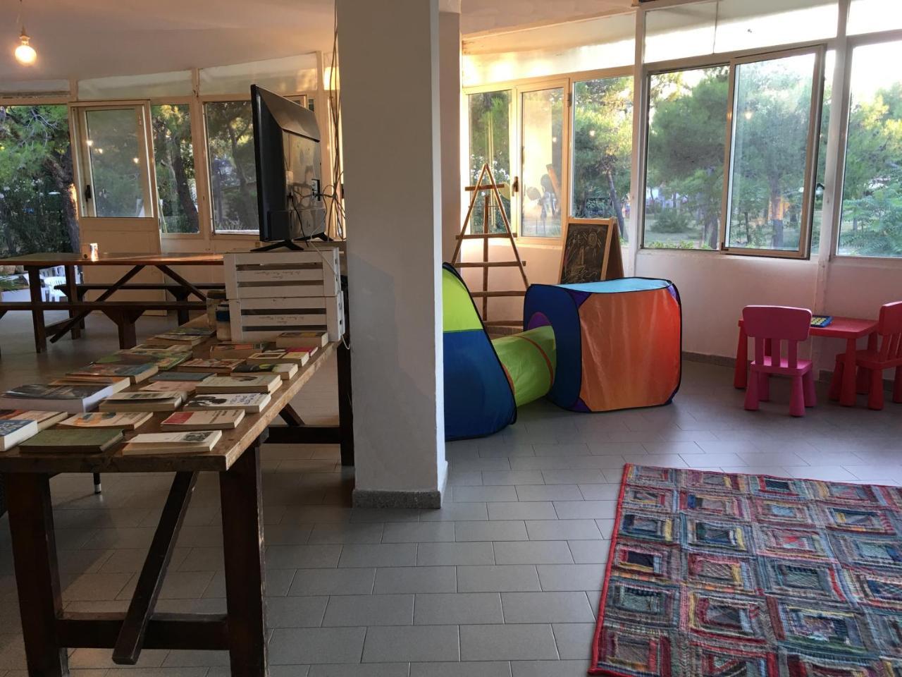 Camping Village Baia Falcone Vieste Exterior photo
